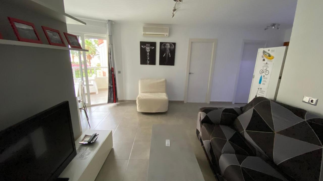 Apartamento A Estrenar En Primera Linea De Playa ตอร์ร็อกซ์ ภายนอก รูปภาพ